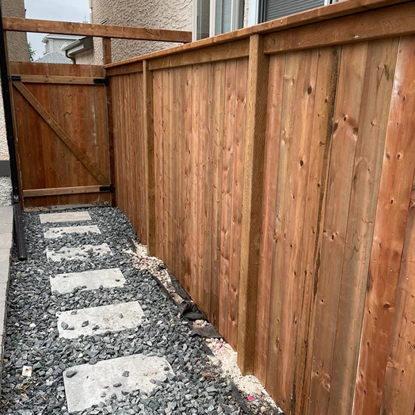 wood-fence-pressure-treated-brown.jpg (177 KB)